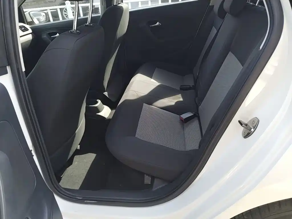 Volkswagen Polo — миниатюра 17