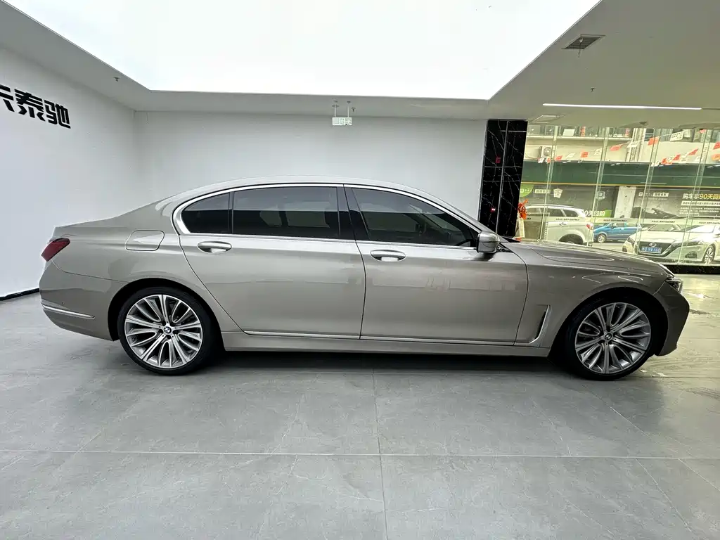 BMW 7 Series 7 2021 740Li Lead M Sport