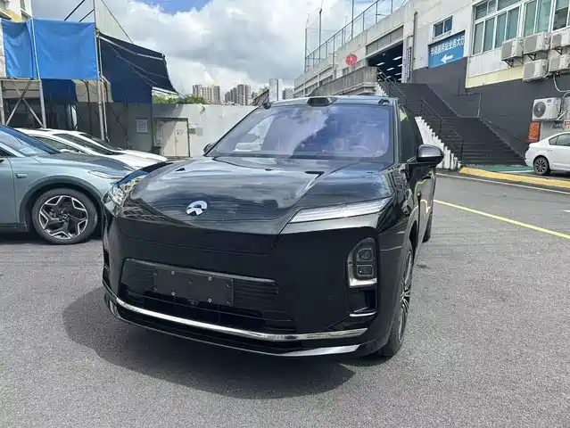 2026 Nio ES8