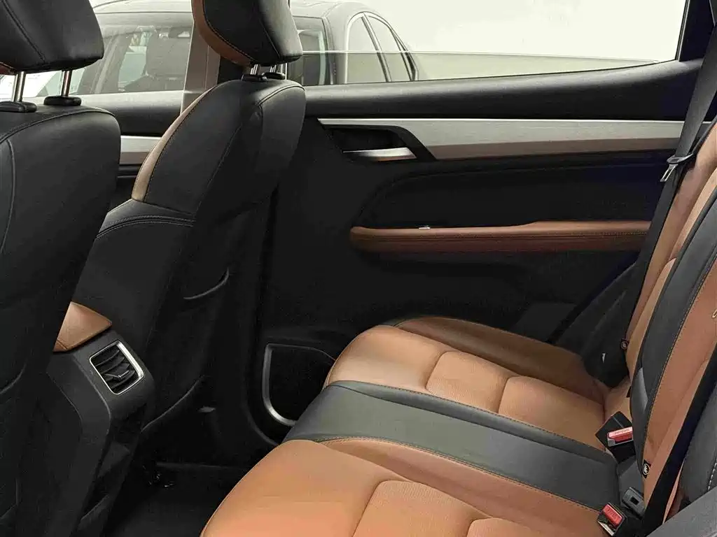 Geely Vision X6 — миниатюра 5