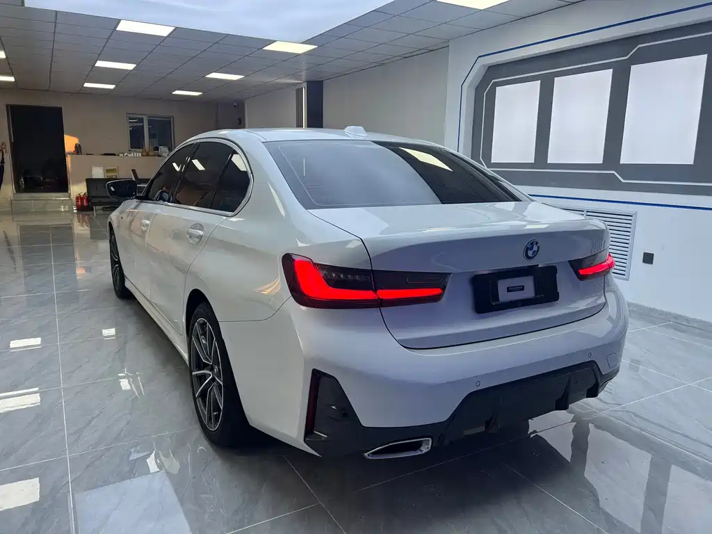 BMW 3 Series — миниатюра 5