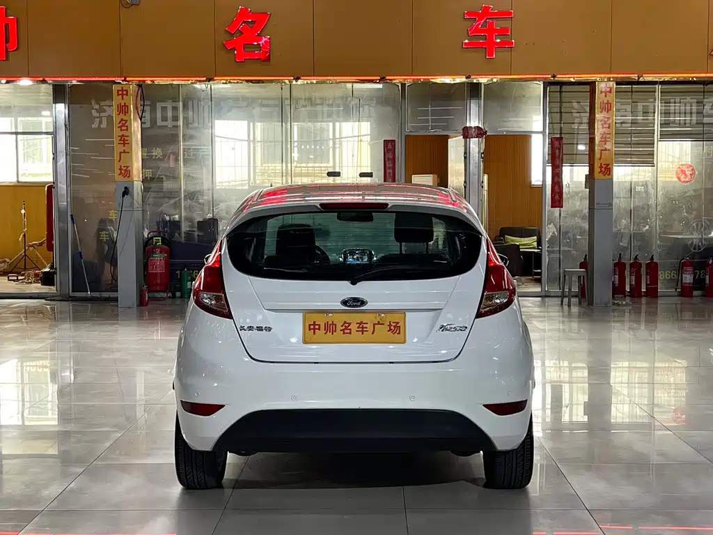 Ford Fiesta — миниатюра 5