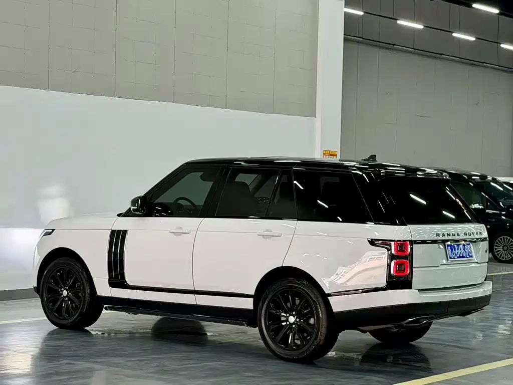 Land Rover Range Rover — миниатюра 7