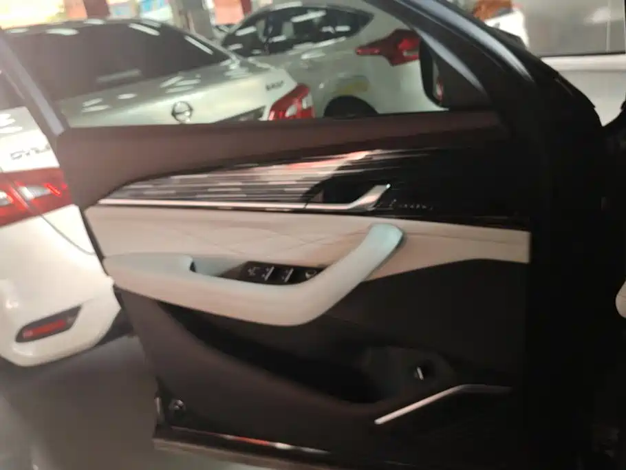 Geely Xingyue L — миниатюра 7