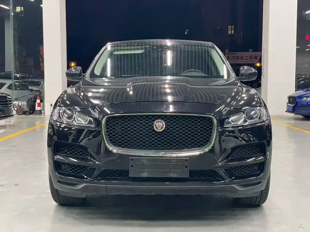JAGUAR F PACE