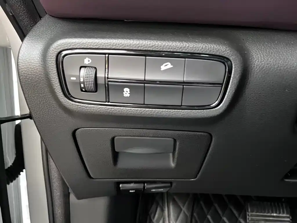GAC Motor Trumpchi M6 — миниатюра 6