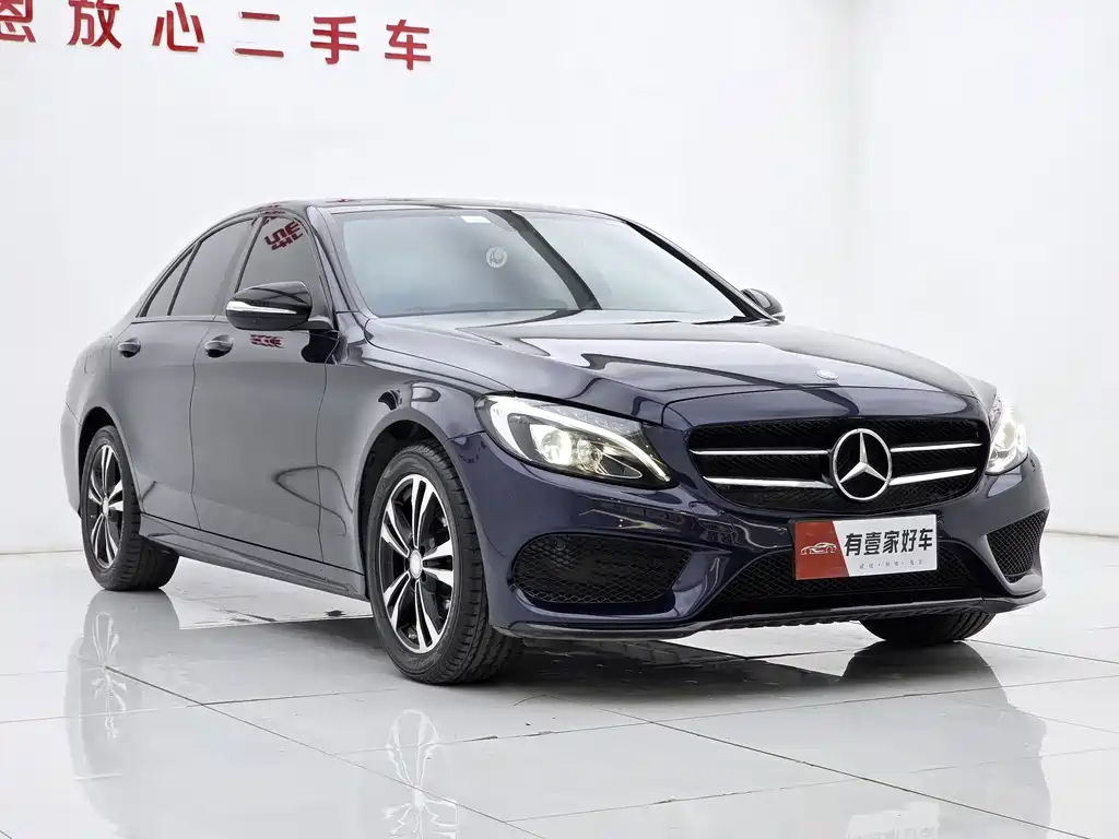 Mercedes-Benz C-Class — миниатюра 3