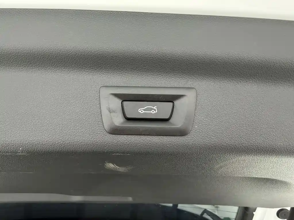 BMW X1 - фото 14