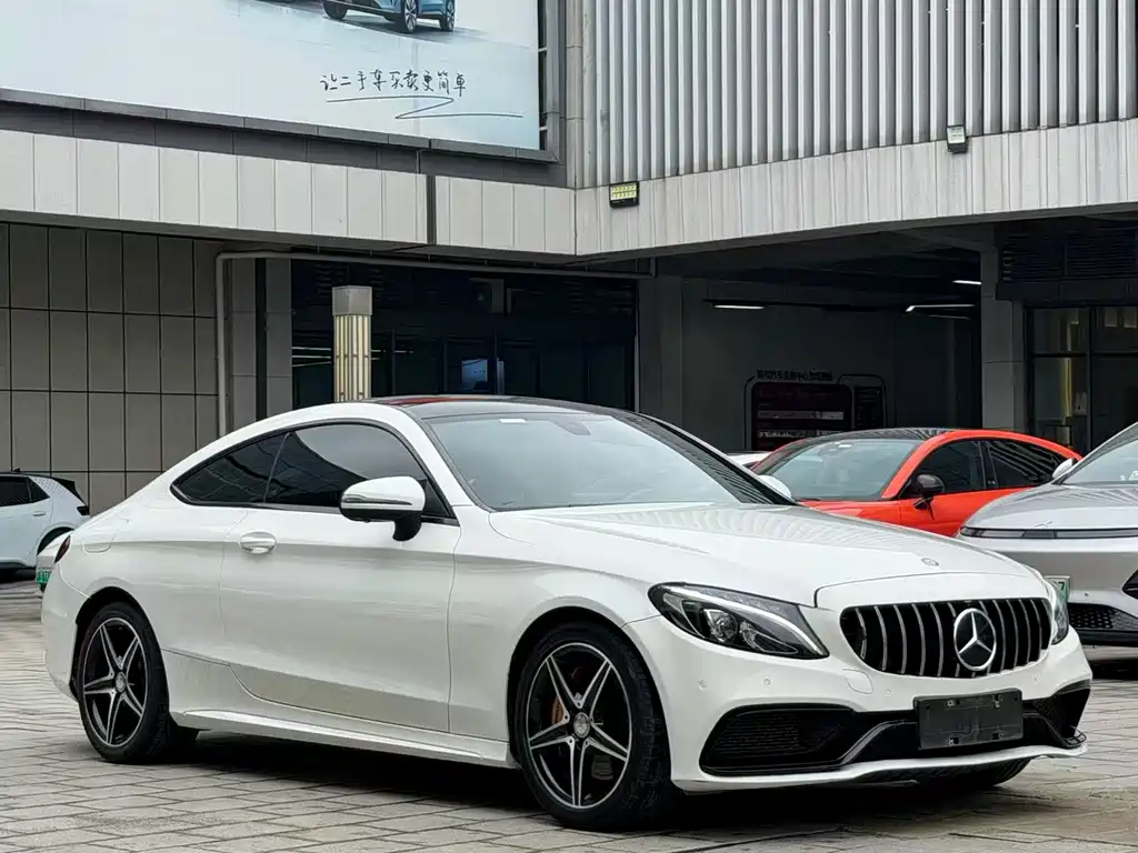 Mercedes-Benz C-Class (Import) — миниатюра 2