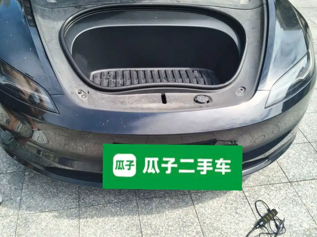 Tesla Model 3 — миниатюра 11