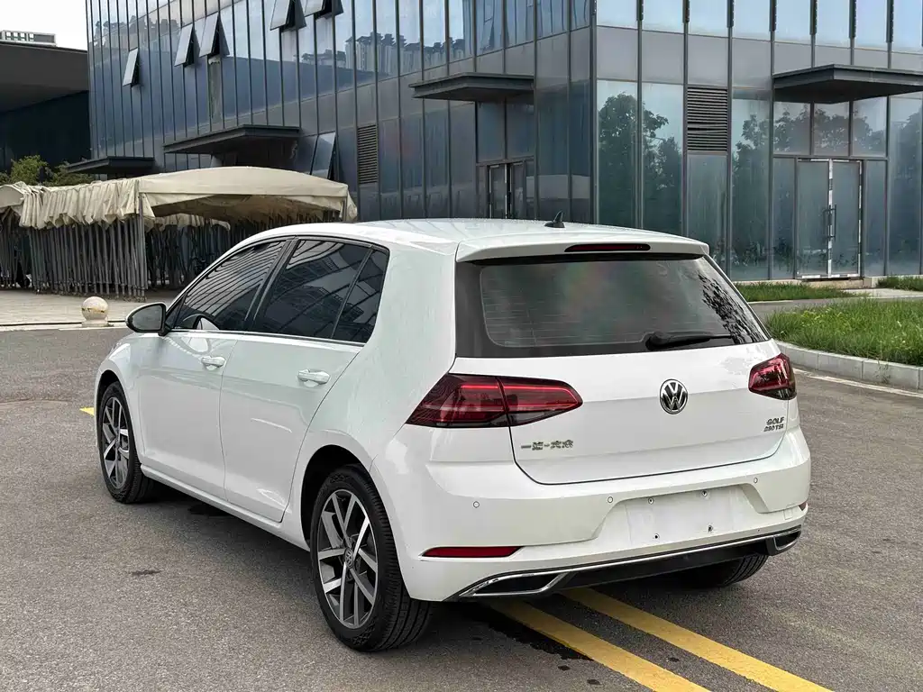 Volkswagen Golf — миниатюра 7
