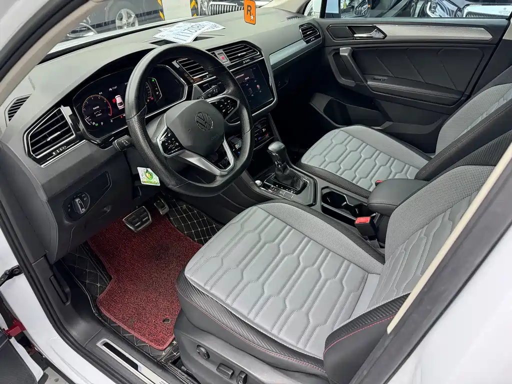 Volkswagen Tiguan X — миниатюра 5