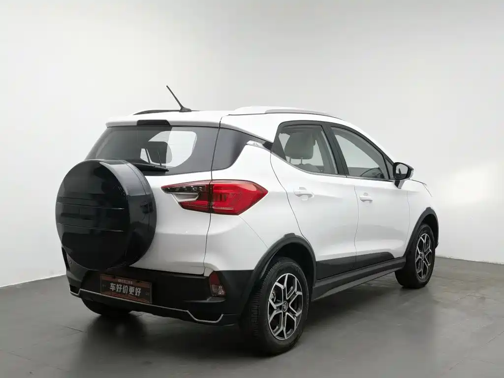 BYD Yuan Pro — миниатюра 2