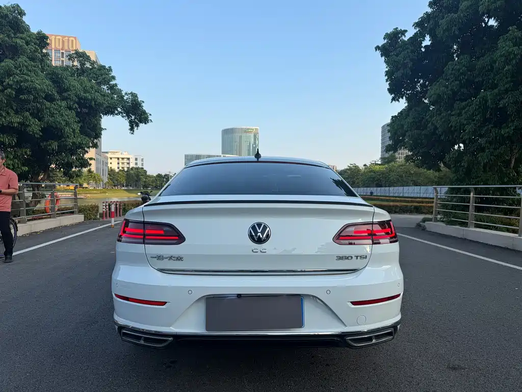Volkswagen CC — миниатюра 6