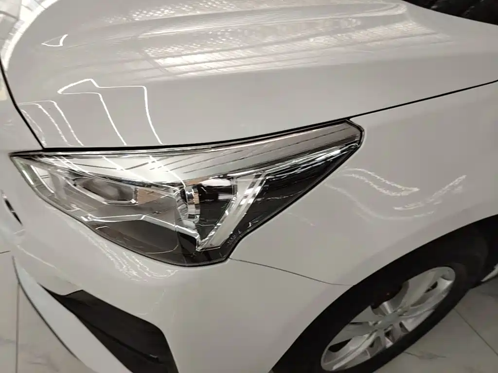 Haval M6 — миниатюра 24
