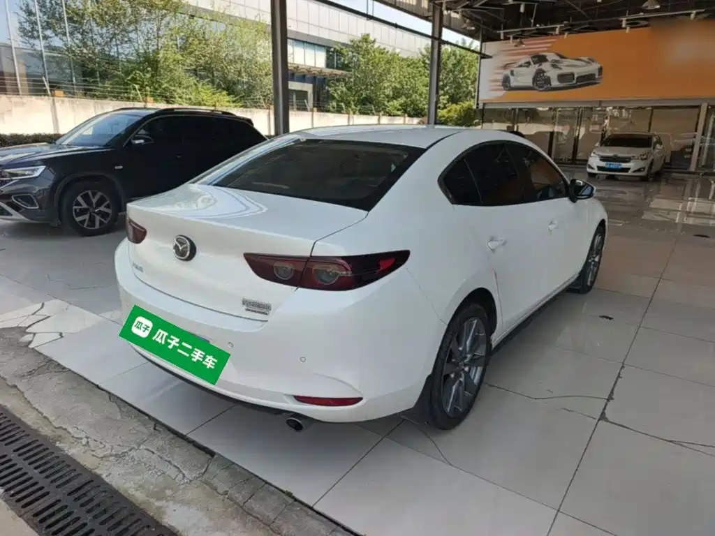 Mazda 3 Axela — миниатюра 7