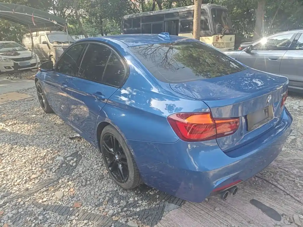 BMW 3 Series — миниатюра 5