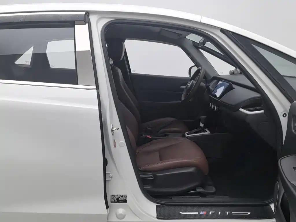 Honda Fit — миниатюра 23