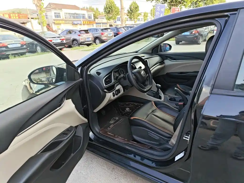 Buick Excelle — миниатюра 16
