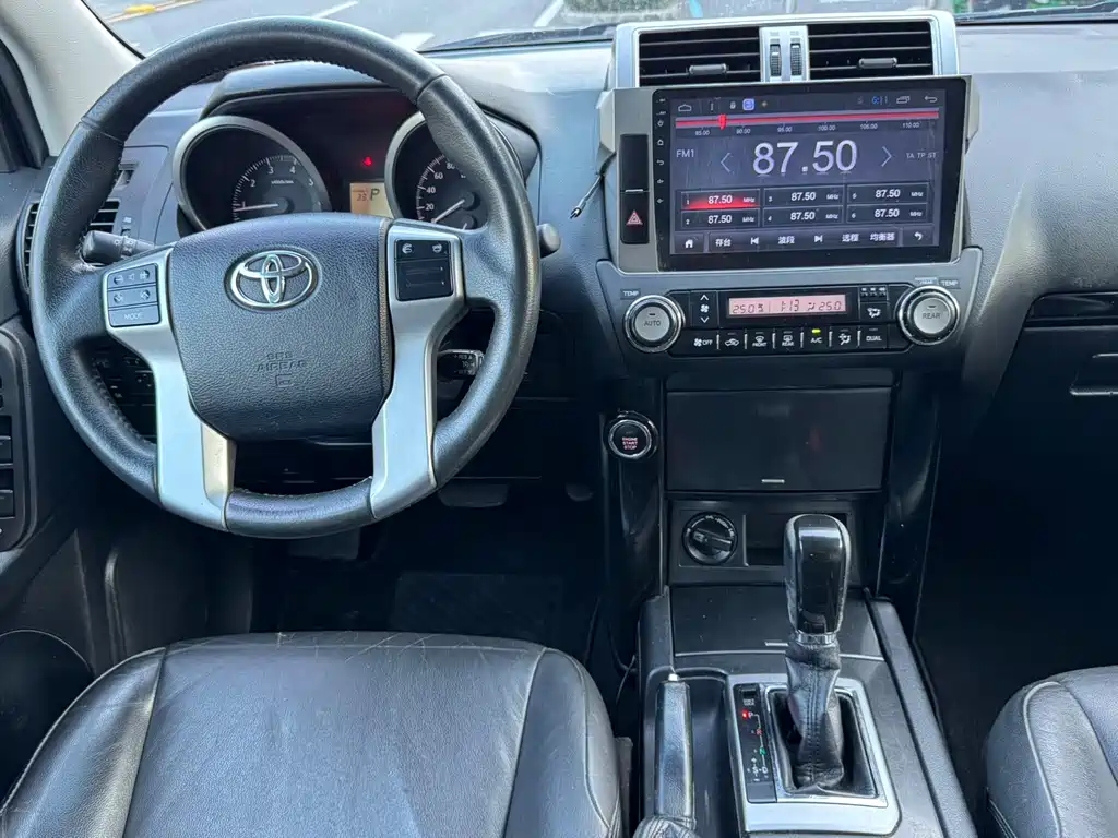 Toyota Land Cruiser Prado 2018 2.7L