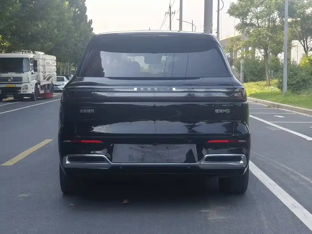 Geely Galaxy Galaxy M9 M9 2025 210km