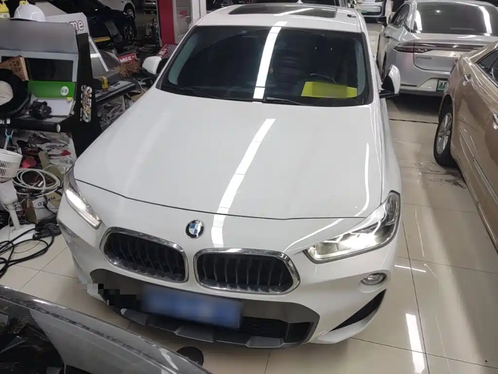 BMW X2 (Import) — миниатюра 3