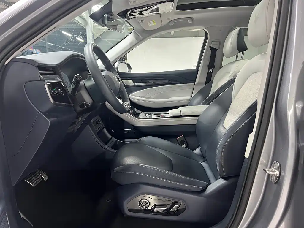 ARCFOX EXTREME FOX POLAR FOX ALPHA T