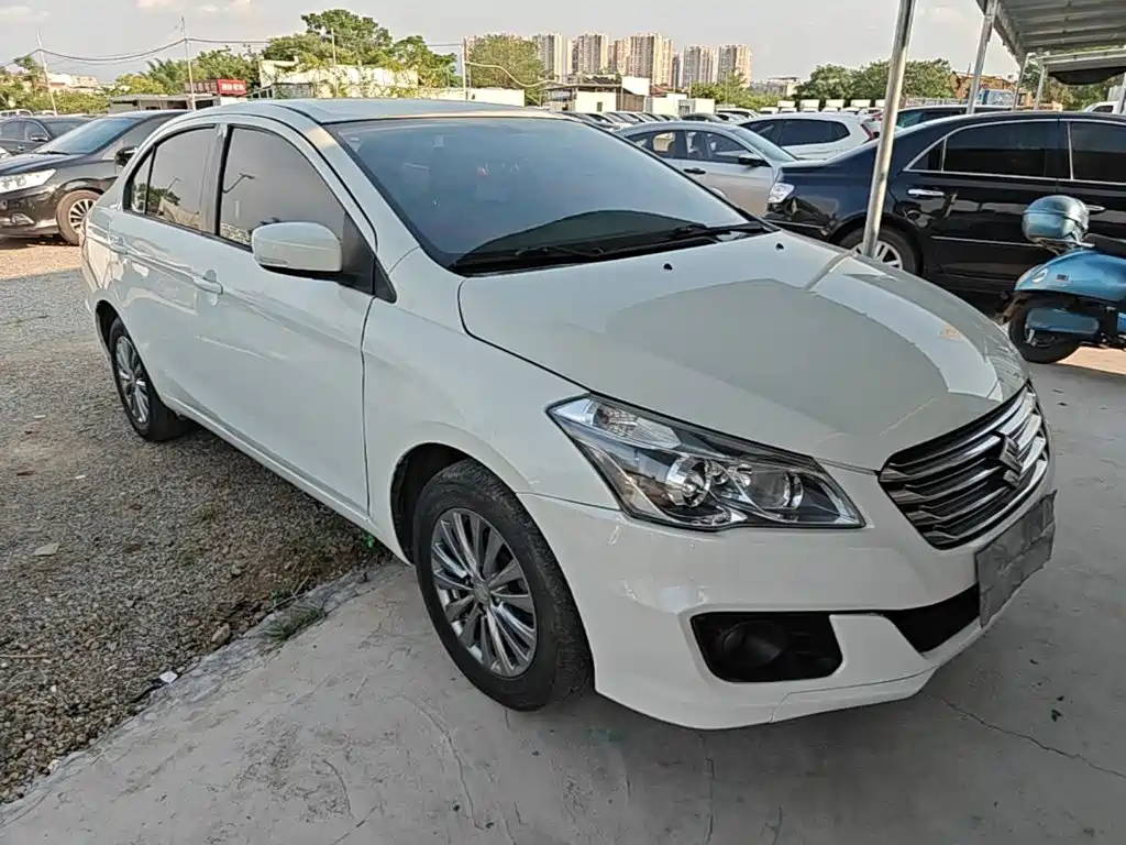 Suzuki Alivio — миниатюра 4