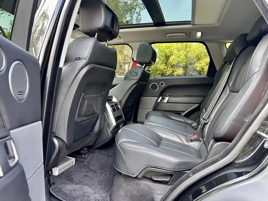 Land Rover Sport — миниатюра 5