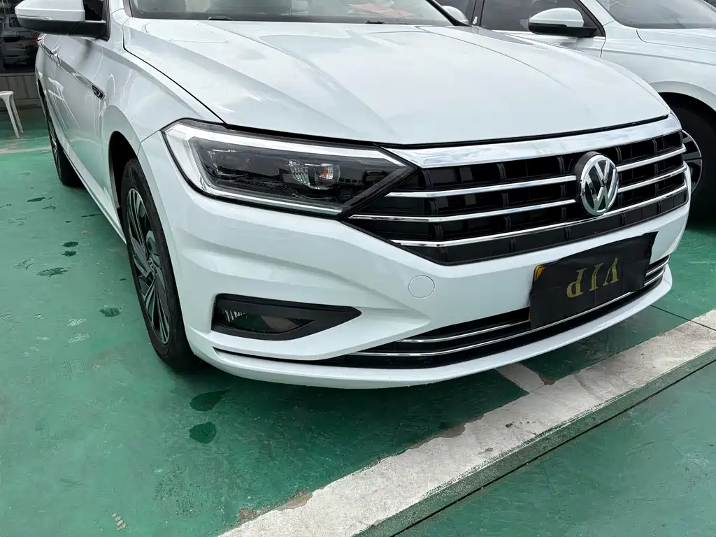 Volkswagen Sagitar — миниатюра 2