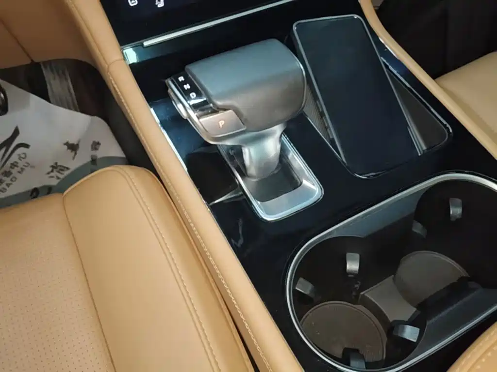 Li Auto Li ONE — миниатюра 14