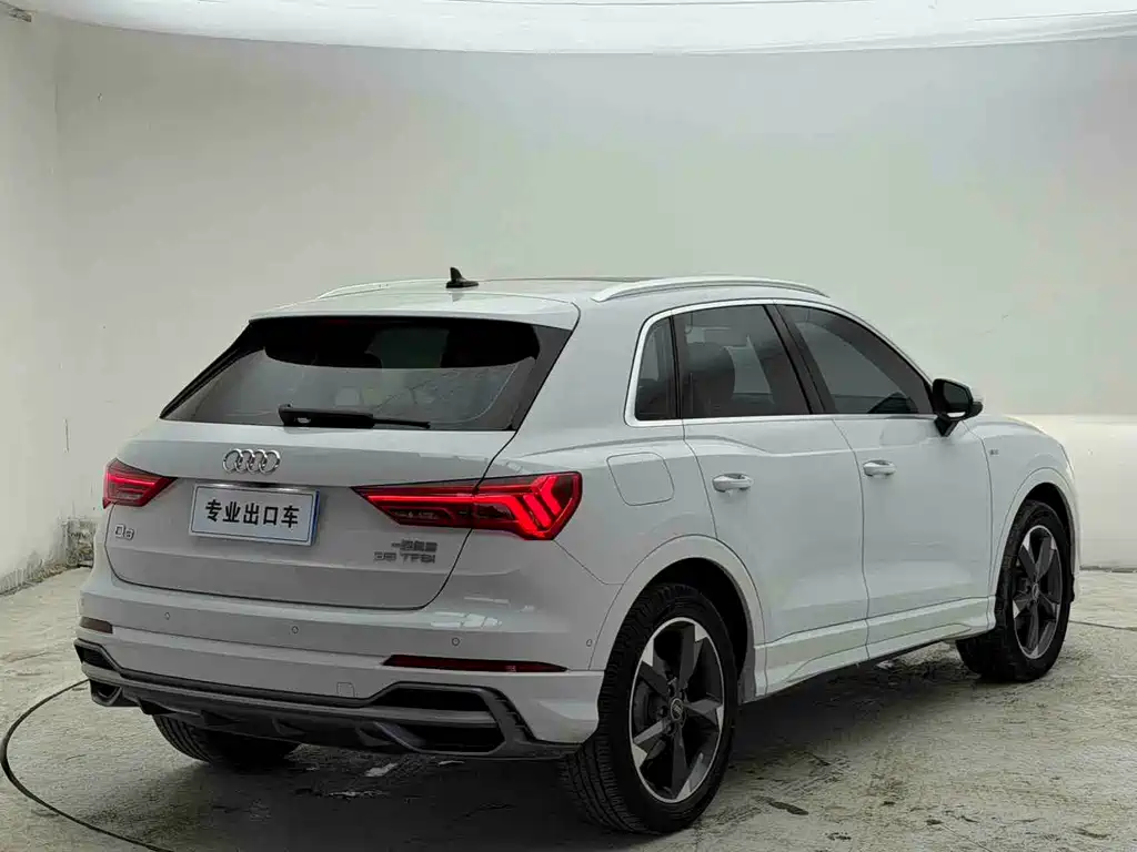 Audi Q3 2022 35 TFSI Fashion