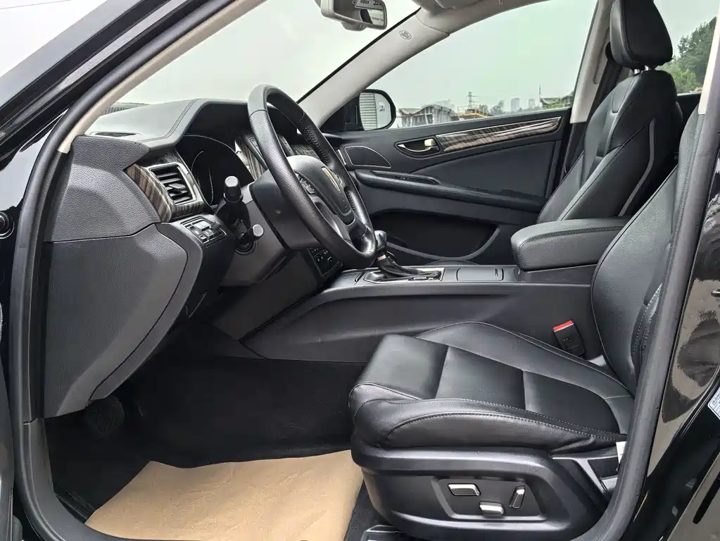 Hongqi H7 2021 1.8T Comfort