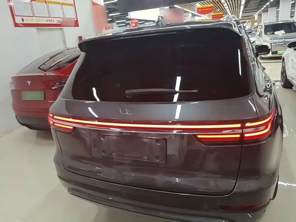 Li Auto Li ONE — миниатюра 6
