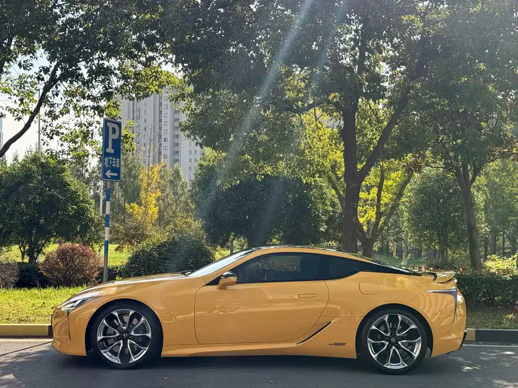 Lexus LC — миниатюра 3