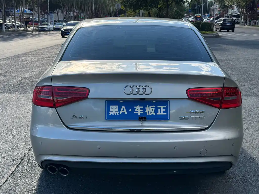 Audi A4L — миниатюра 4