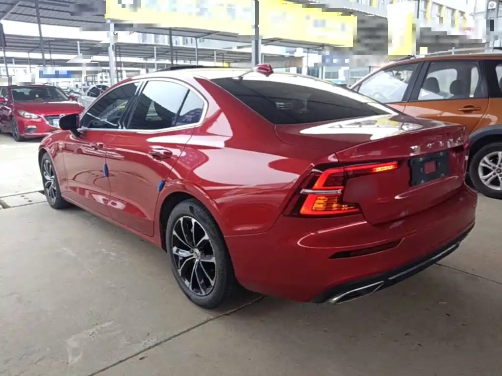 Volvo S60 — миниатюра 5