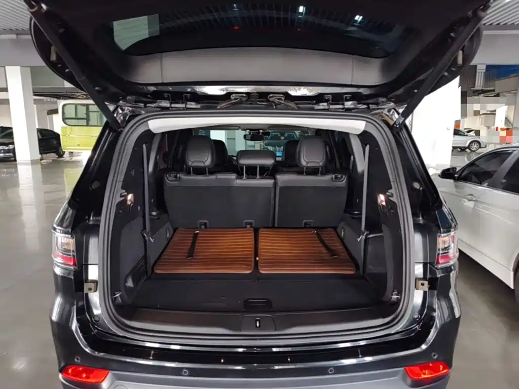Jeep Grand Commander — миниатюра 19