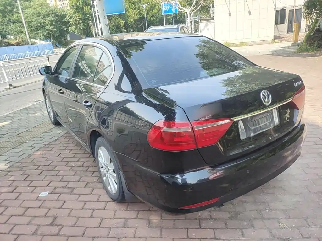 Volkswagen Lavida — миниатюра 5