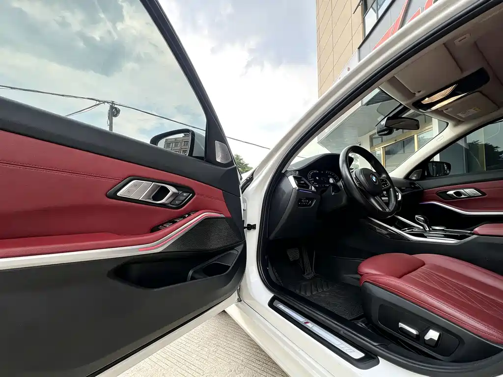BMW 3 Series — миниатюра 7