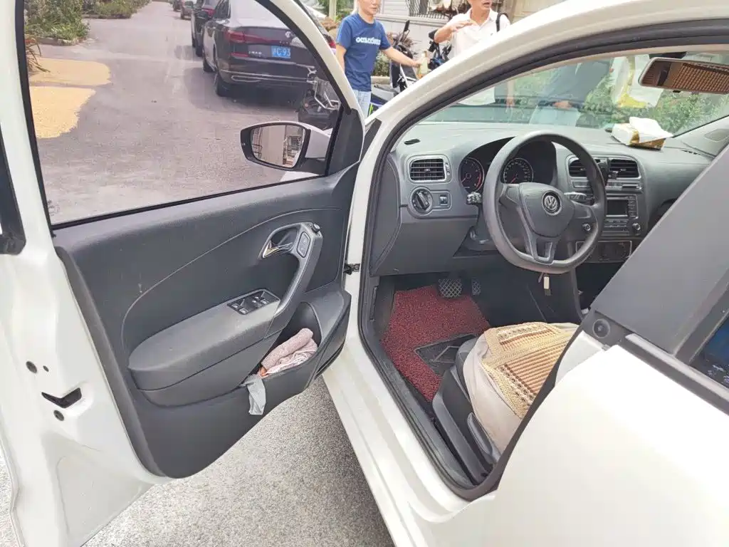 Volkswagen Polo — миниатюра 13