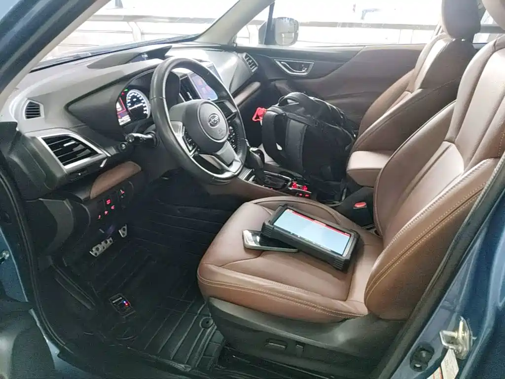 Subaru Forester - фото 16