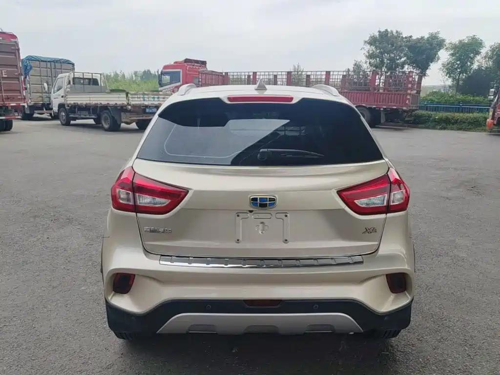 Geely Vision X3 — миниатюра 6