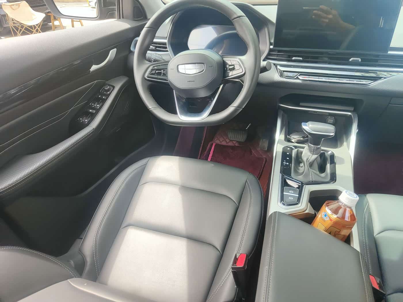 Geely Emgrand 1.5 л 2025 г. Серебристо-серый, пробег 18000 км