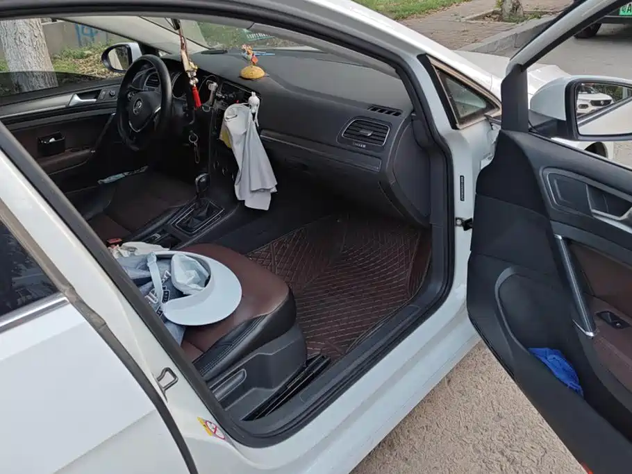 Volkswagen Golf — миниатюра 8