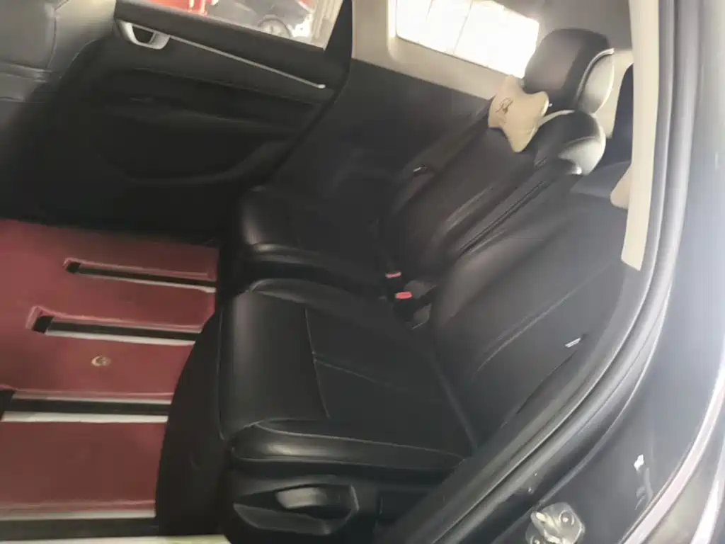 Wuling Victory — миниатюра 17