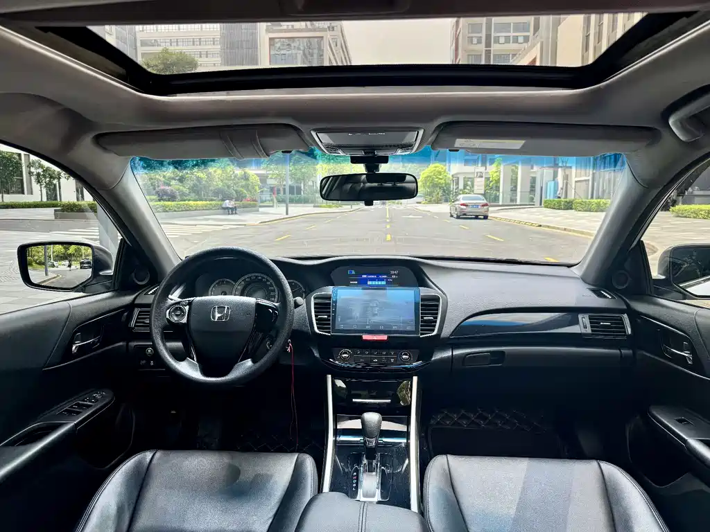 Honda Accord 2016 2.0L Comfort