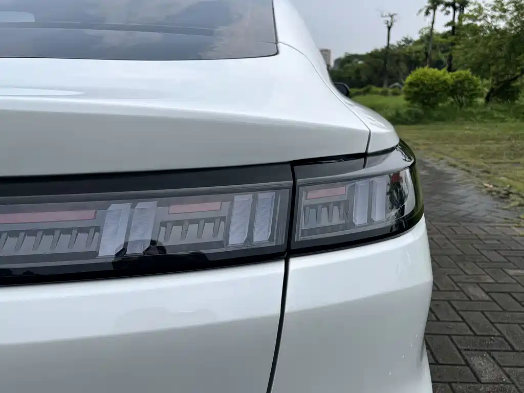 Changan Eado — миниатюра 9