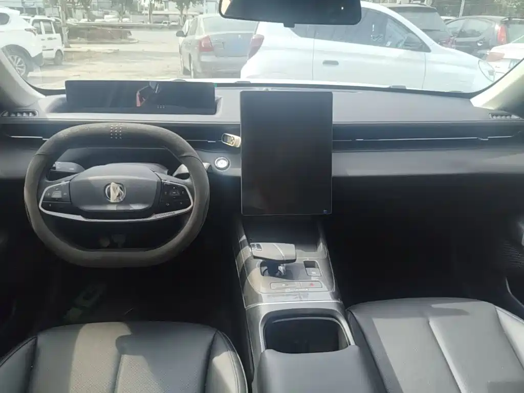 Changan Yida — миниатюра 10