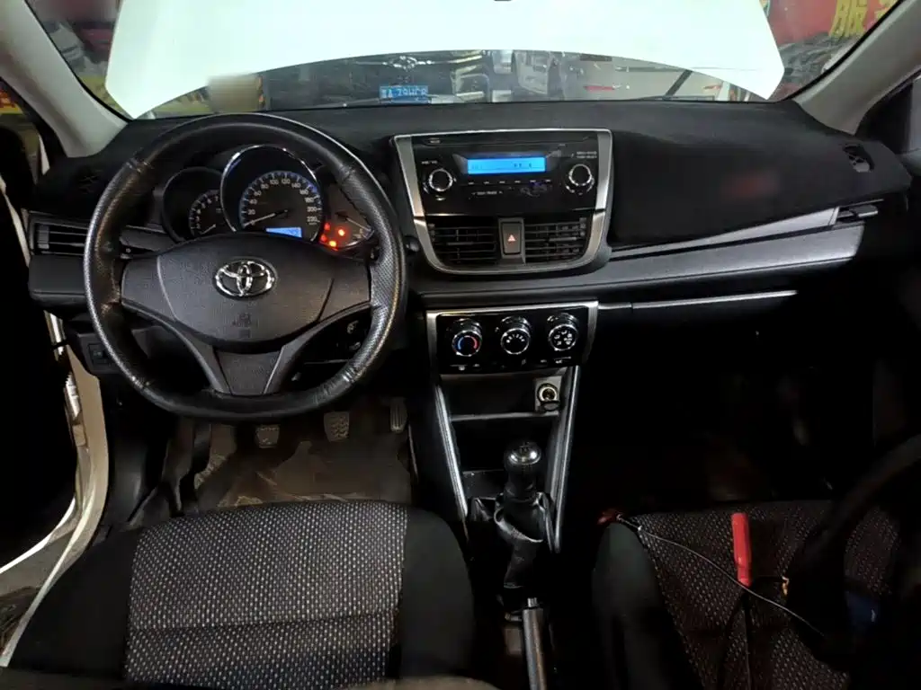 Toyota Vios FS — миниатюра 10